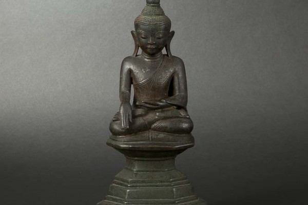 Bouddha en bronze Birmanie XVIIIème siècle