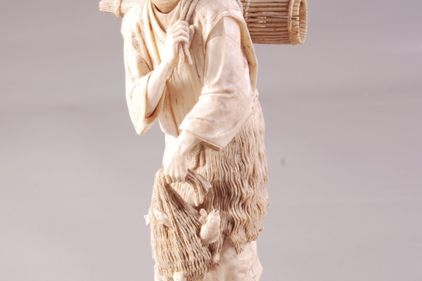 OKIMONO en ivoire sculpté  Pêcheur  JAPON Meidji