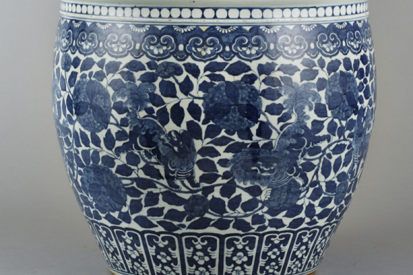Vasque à poissons blanc bleu  CHINE   Dynastie Qing XIX° siècle